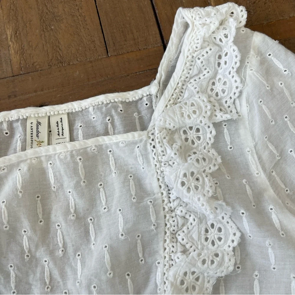 ANTHROPOLOGIE Meadow Rue Embroidered Eyelet Peplum Top Women’s 10 Feminine